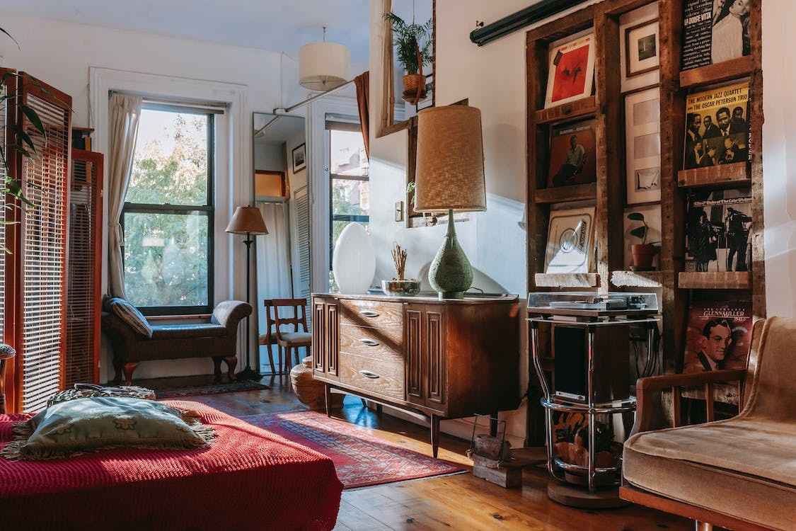 bed,drawers,frames
