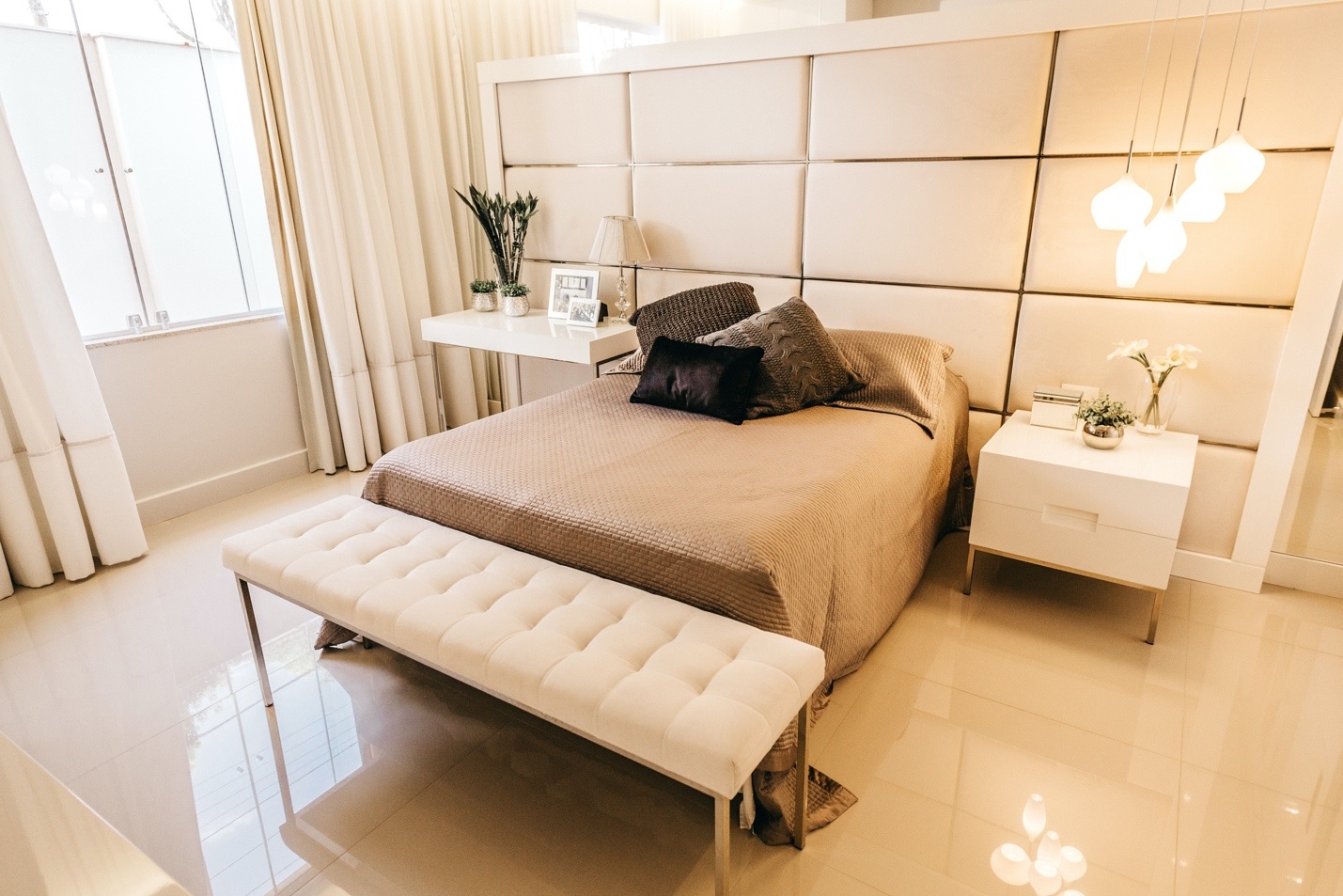 bed,bedroom